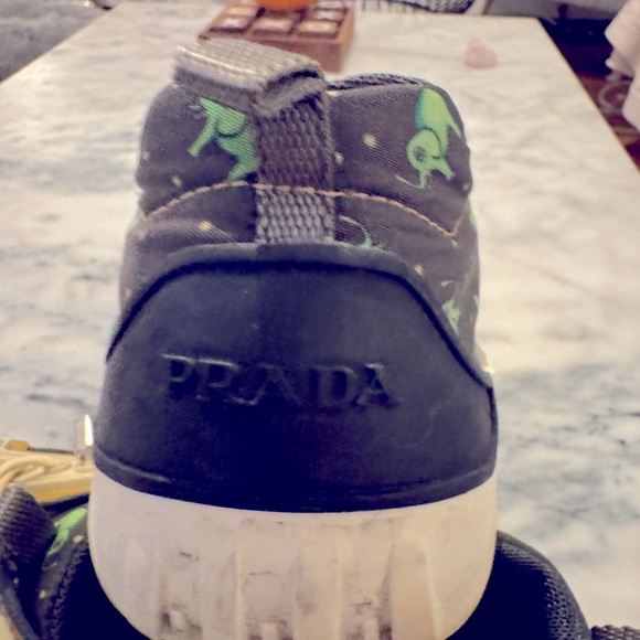 Prada shoes size US 8, Eu40. - Picture 8 of 10